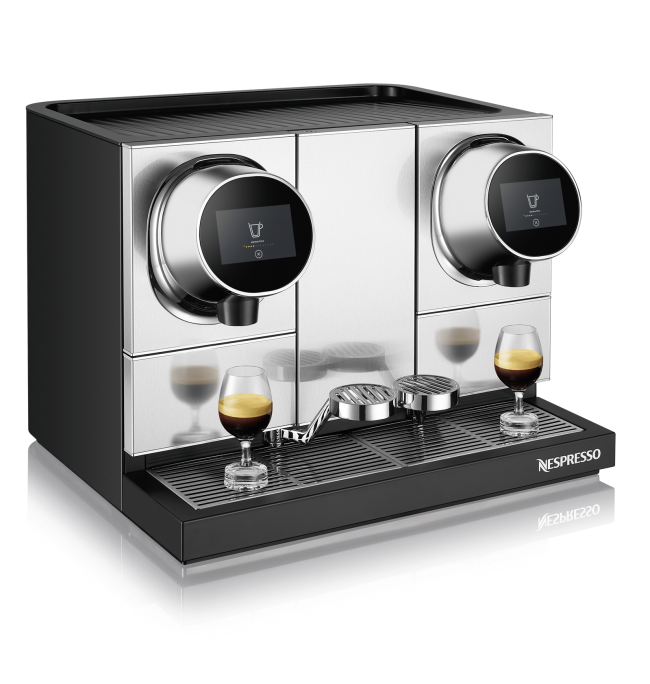 Machine_NewPro_CoffeeCoffee_3Quarts_Left_Tasses_Reveal